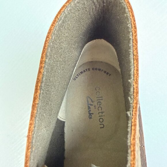 Like New Clarks Bushacre Chukka Boots in Beewax Leather main image 4